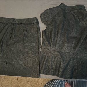 Banana Republic dress suit: skirt size 12, top 14